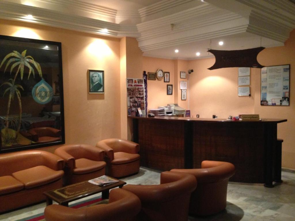 Akerdem Hotel Kuşadası Buitenkant foto