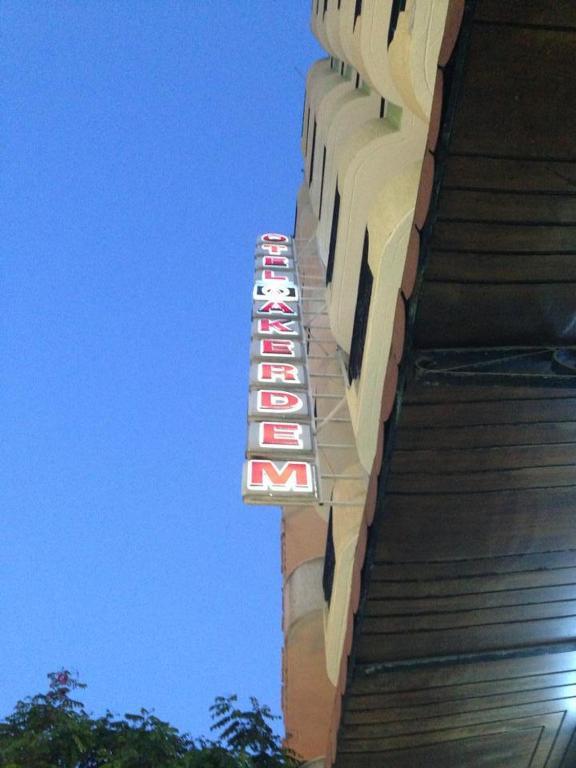 Akerdem Hotel Kuşadası Buitenkant foto