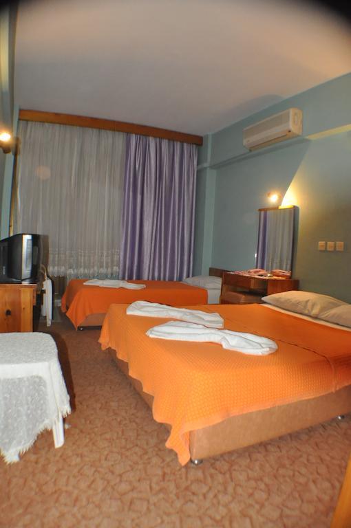 Akerdem Hotel Kuşadası Buitenkant foto