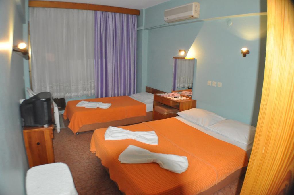 Akerdem Hotel Kuşadası Kamer foto