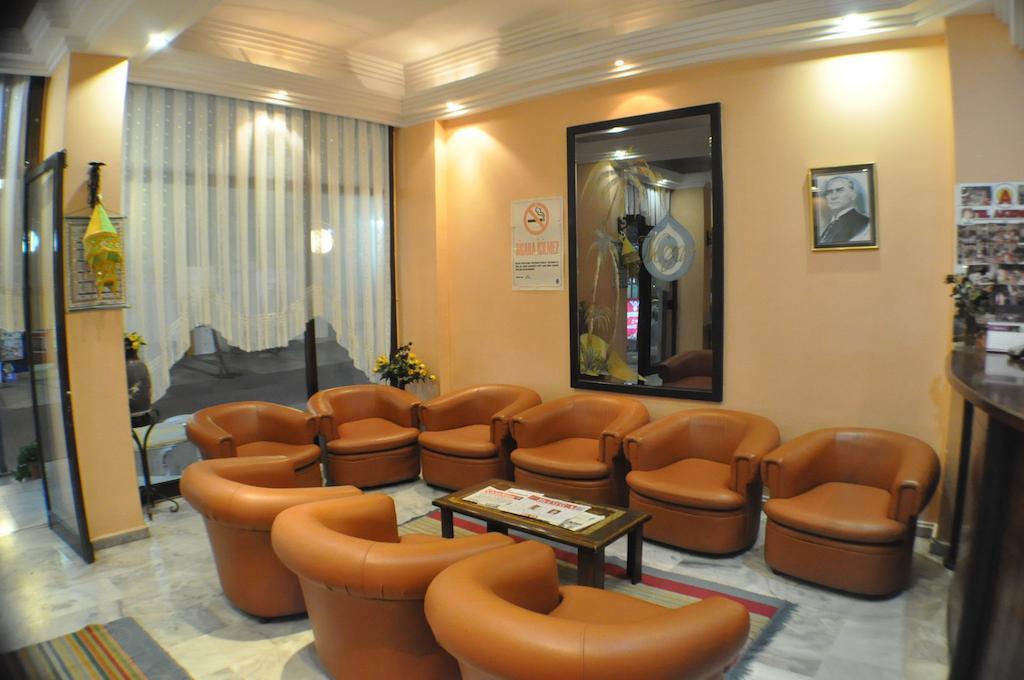 Akerdem Hotel Kuşadası Buitenkant foto